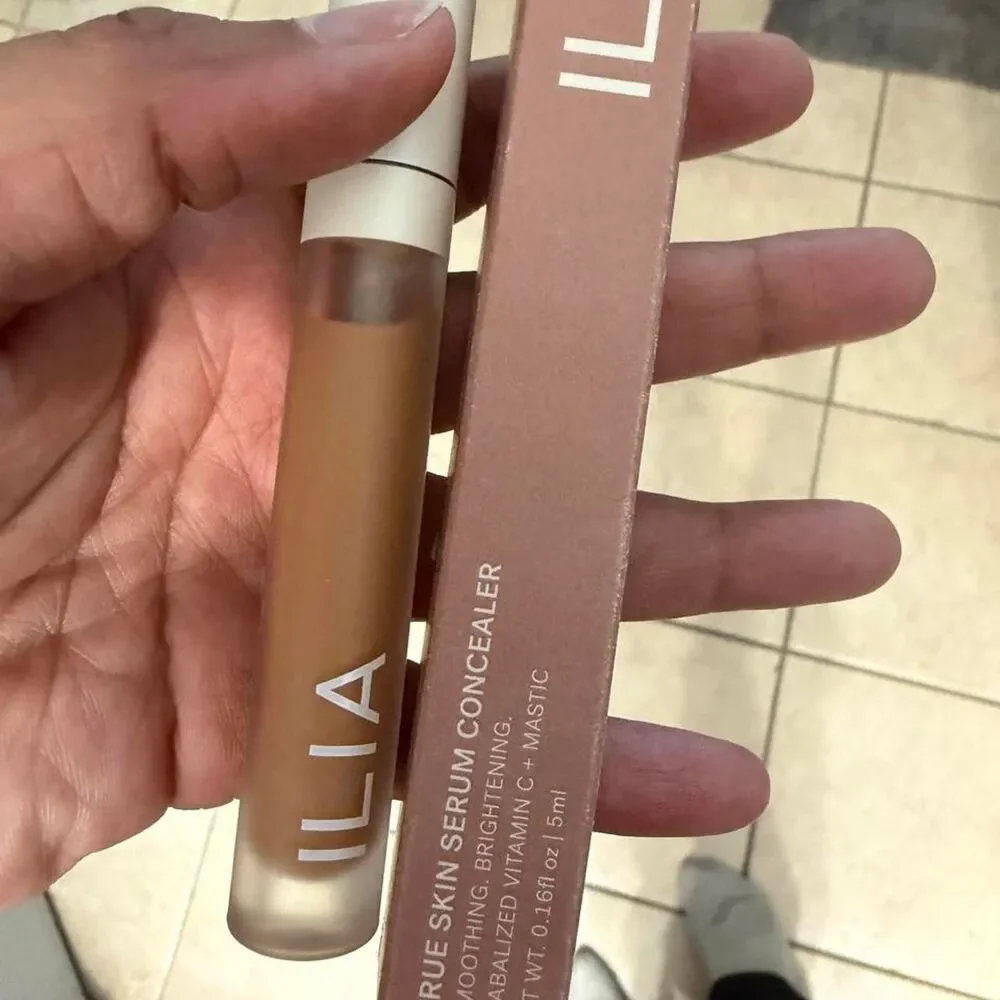 Ilia multi Makeup